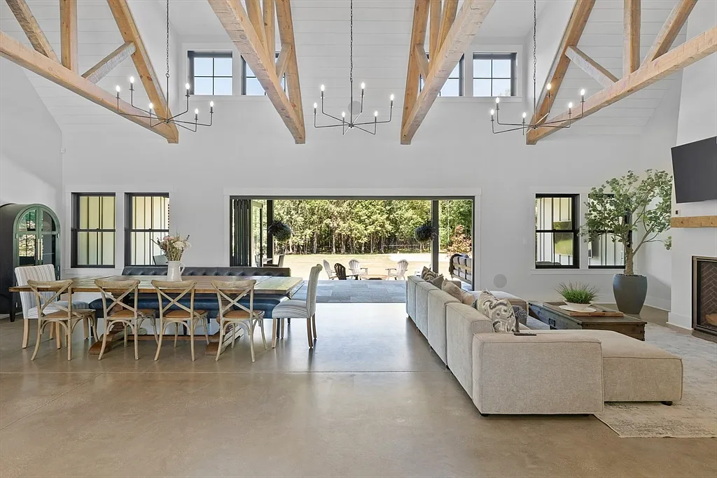 Custom Modern Farm House